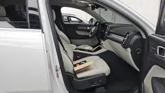2023 Volvo XC40 B4 Ultimate Bright — фото 11