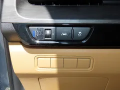 2023 Kia Carnival Diesel 9-Seater Prestige — фото 16