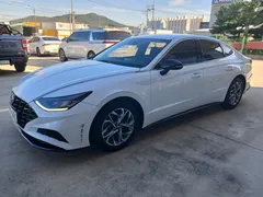 2022 Hyundai Sonata 2.0 — фото 2