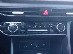 2022 Hyundai Sonata 2.0 — фото 17