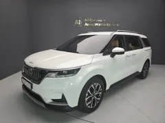 2023 Kia Carnival Diesel 9-Seater Prestige — фото 3