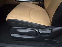 2023 Kia Carnival Diesel 9-Seater Prestige — фото 10