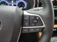 2025 Toyota Highlander 2.5 4WD Platimum — фото 17