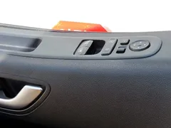 2023 Hyundai Staria L3.5 Kinder Safety Car — фото 16