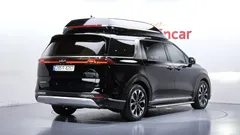 2023 Kia Carnival Gasoline 7-Seater Hi-Limousine — фото 2