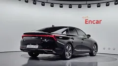 2022 Kia K8 Signature — фото 2