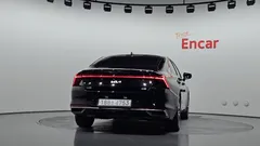 2022 Kia K8 Signature — фото 4