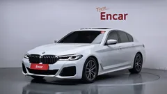 2023 BMW 5-Series 520i M Sport — фото 12