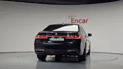 2022 BMW 7-Series 740Li xDrive M Sport Package — фото 4