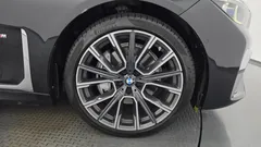 2022 BMW 7-Series 740Li xDrive M Sport Package — фото 5