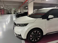 2023 Kia Carnival Diesel 9-Seater Signature — фото 1