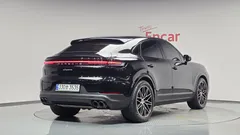 2024 Porsche Cayenne 3.0 Coupe — фото 2