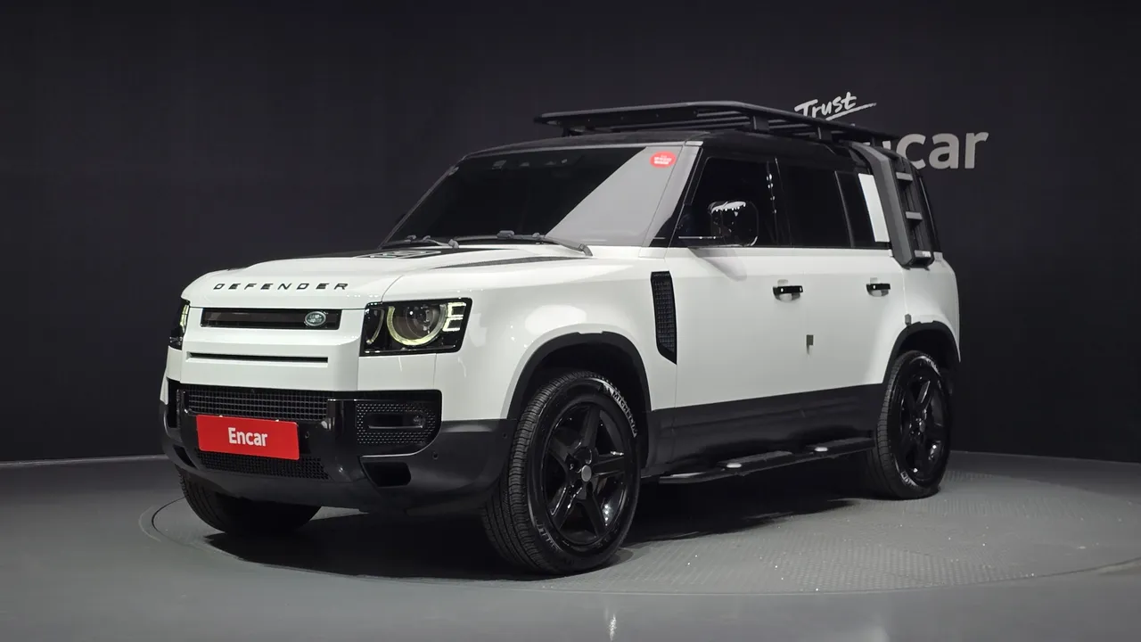 2023 Land Rover Defender 110 D250 SE