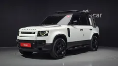 2023 Land Rover Defender 110 D250 SE — фото 1