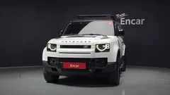 2023 Land Rover Defender 110 D250 SE — фото 3