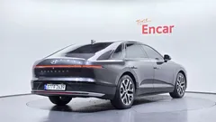 2023 Hyundai Grandeur Premium — фото 2