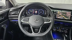2023 Volkswagen Jetta 1.5 TSI Prestige, белый — фото 13