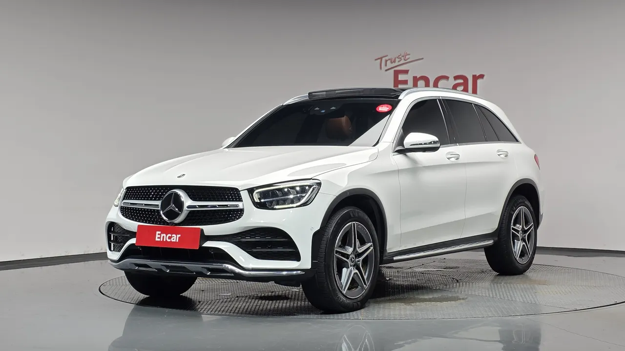 2022 Mercedes-Benz GLC-Class GLC300e 4MATIC