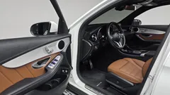 2022 Mercedes-Benz GLC-Class GLC300e 4MATIC — фото 10