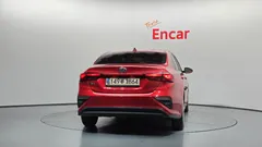 2021 Kia K3 Standard, красный — фото 4