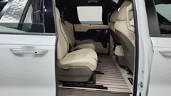 2023 Kia Carnival Diesel 9-Seater Hi-Limousine(Special Vehicle) — фото 11