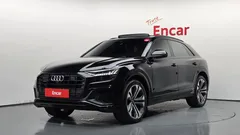 2023 Audi Q8 55 TFSI Quattro Premium — фото 1