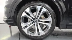 2023 Audi Q8 55 TFSI Quattro Premium — фото 5