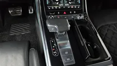 2023 Audi Q8 55 TFSI Quattro Premium — фото 9