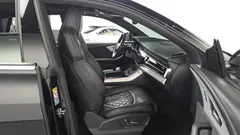 2023 Audi Q8 55 TFSI Quattro Premium — фото 11