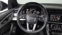 2023 Audi Q8 55 TFSI Quattro Premium — фото 13