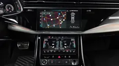 2023 Audi Q8 55 TFSI Quattro Premium — фото 14