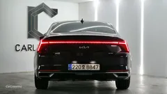 2023 Kia K8 Signature Special — фото 4
