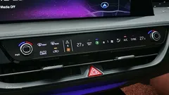 2023 Kia K8 Signature Special — фото 19
