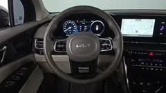 2023 Kia Carnival Diesel 7-Seater Hi-Limousine — фото 17