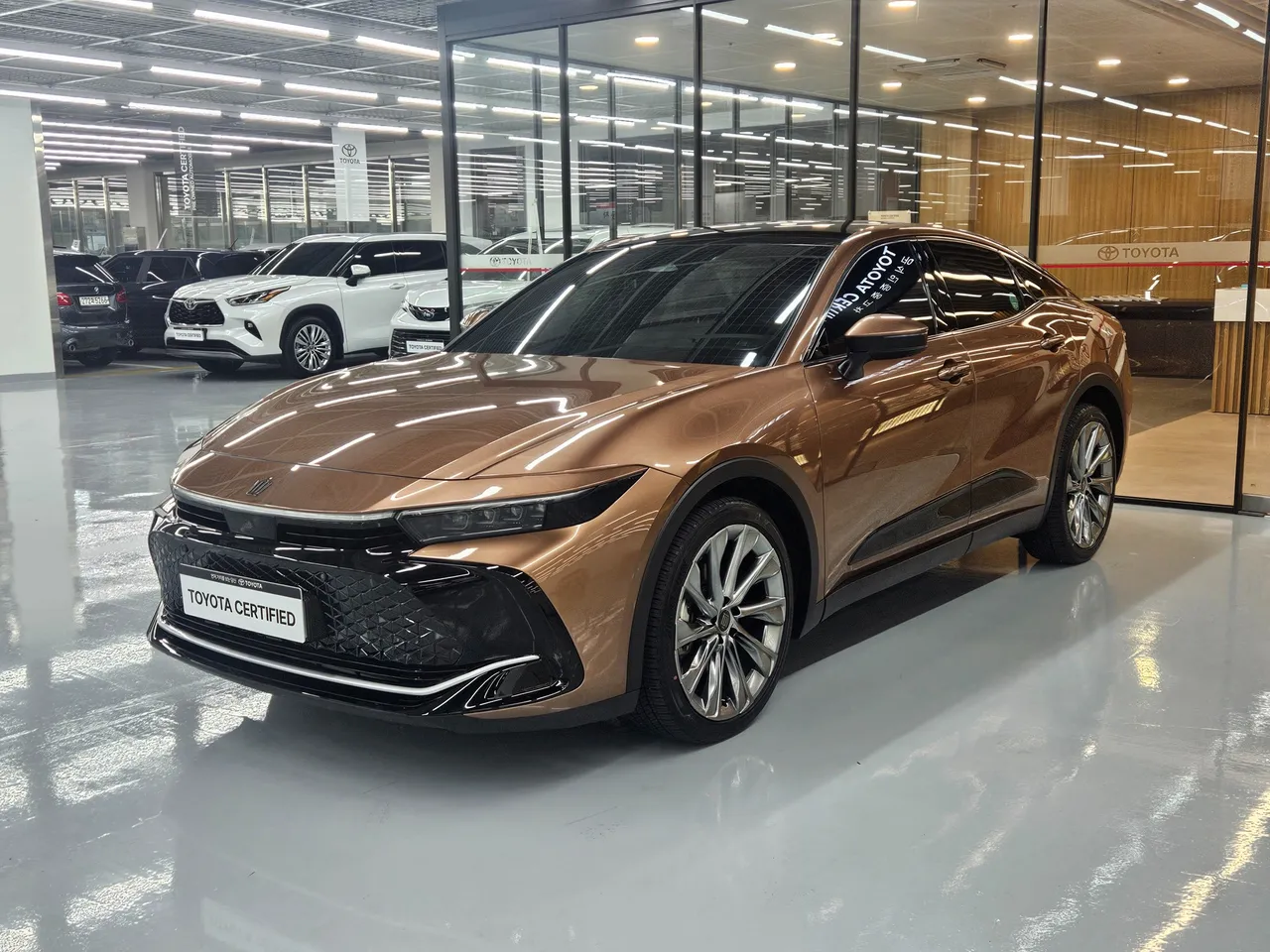 2023 Toyota Crown 2.5 4WD Hybrid