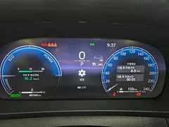 2023 Toyota Crown 2.5 4WD Hybrid, коричневый — фото 5