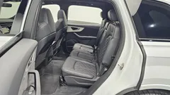 2022 Audi Q7 55 TFSI Quattro Premium — фото 11