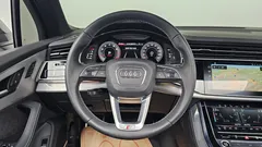 2022 Audi Q7 55 TFSI Quattro Premium — фото 14