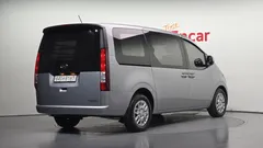 2023 Hyundai Staria Cargo 5-Seater — фото 2