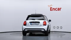 2024 Mini Cooper 클래식 플러스 — фото 4