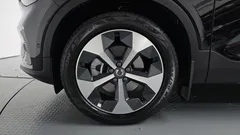 2023 Volvo XC40 B4 Ultimate Bright — фото 5