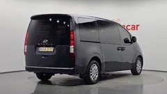 2022 Hyundai Staria Cargo 3-Seater — фото 2