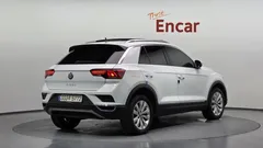 2021 Volkswagen T-Roc 2.0 TDI Premium, белый — фото 2