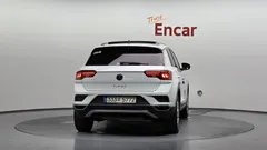 2021 Volkswagen T-Roc 2.0 TDI Premium, белый — фото 4