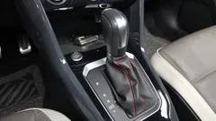 2021 Volkswagen T-Roc 2.0 TDI Premium, белый — фото 9