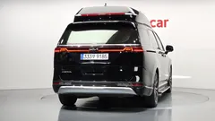 2023 Kia Carnival Diesel 9-Seater Hi-Limousine — фото 4
