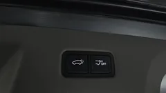 2023 Kia Carnival Diesel 9-Seater Hi-Limousine — фото 19