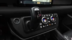 2022 Land Rover Defender 90 D250 SE — фото 9
