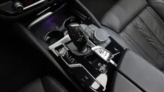 2022 BMW 5-Series 530i xDrive M Sport Package — фото 9