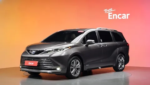 2021 Toyota Sienna 2.5 Hybrid 2WD